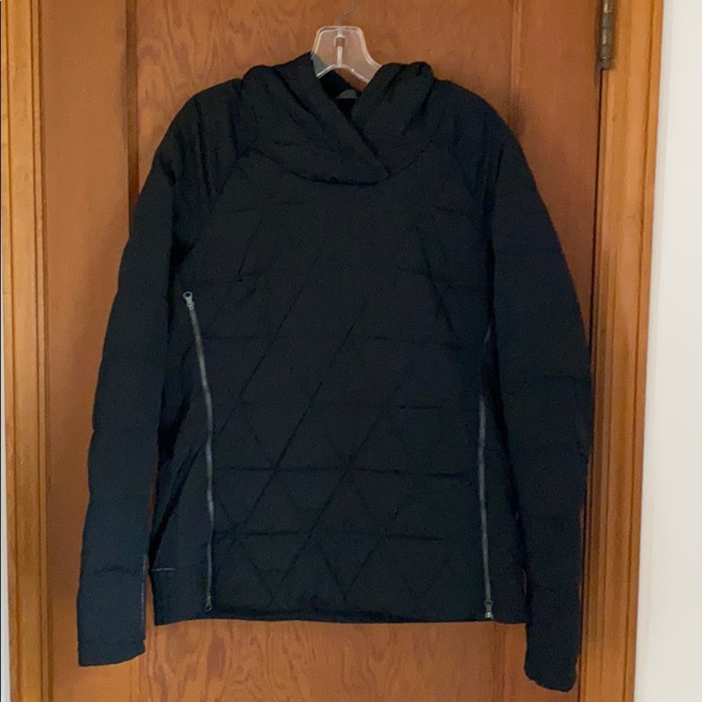 Lululemon down jacket